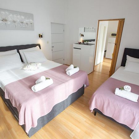 Villa Veca Starigrad Paklenica Esterno foto