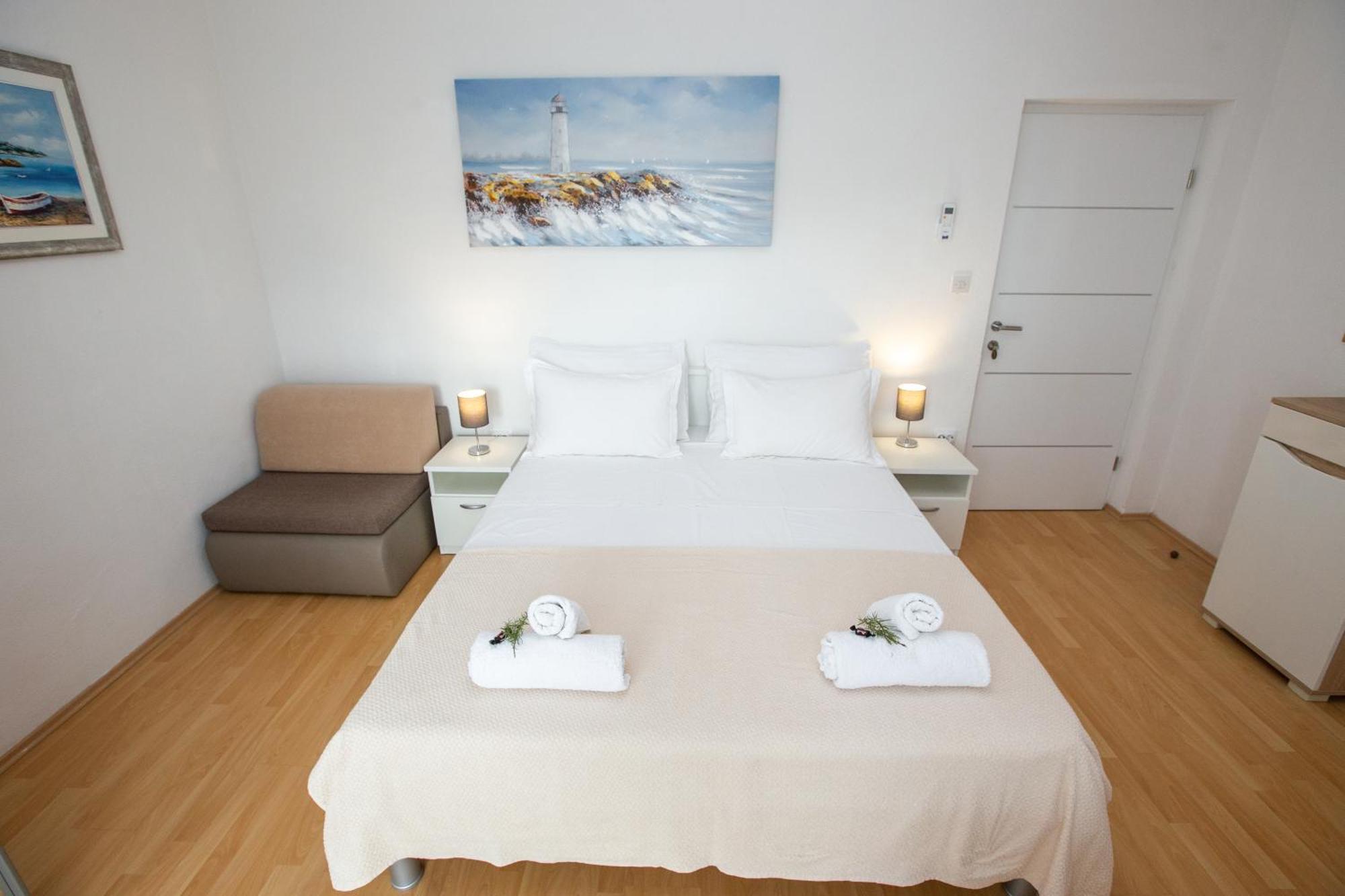 Villa Veca Starigrad Paklenica Esterno foto